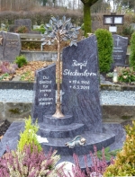 Modell mit Baum+Treppe