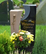 2-farbige Stele 2-farbige Stele